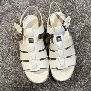 Marc Fisher platform espadrille sandal white size 6.5